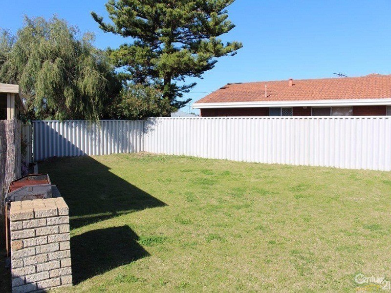 8 Wills Court, Cooloongup WA 6168