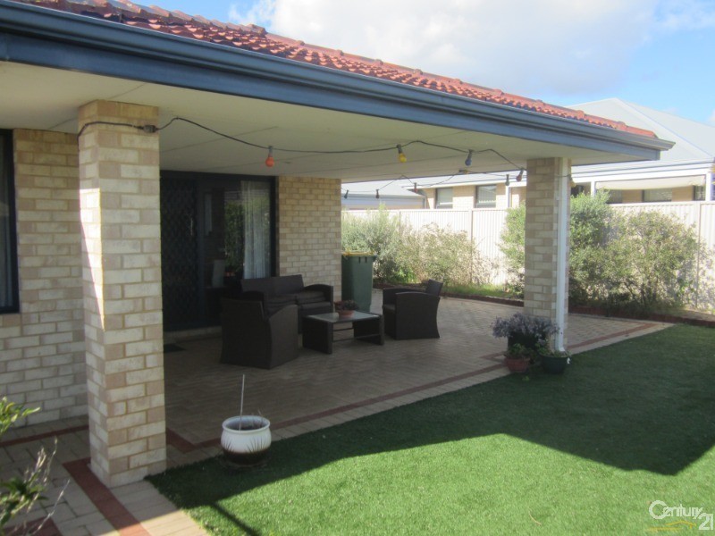 9 Addingham Crescent, Bertram WA 6167