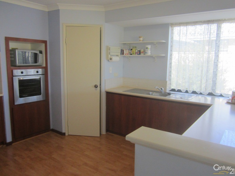 9 Addingham Crescent, Bertram WA 6167