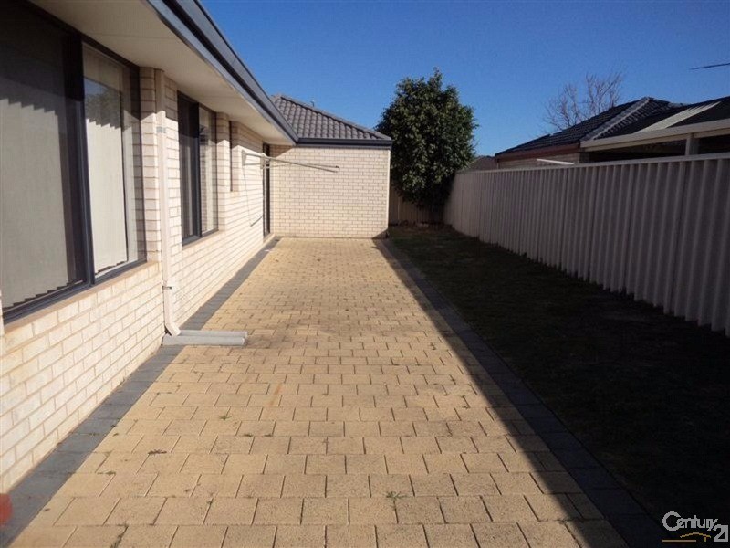 40 Toledo Circuit, Port Kennedy WA 6172