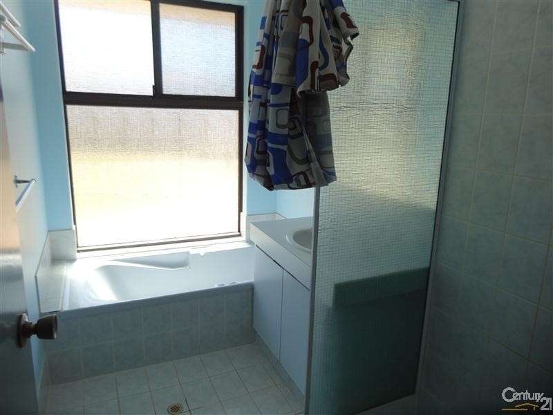 31 Nabberu Loop, Cooloongup WA 6168
