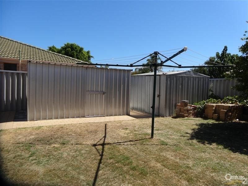 31 Nabberu Loop, Cooloongup WA 6168