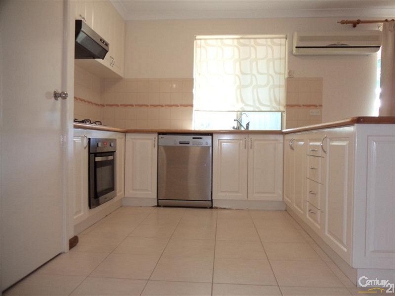 5 Panama Place, Safety Bay WA 6169