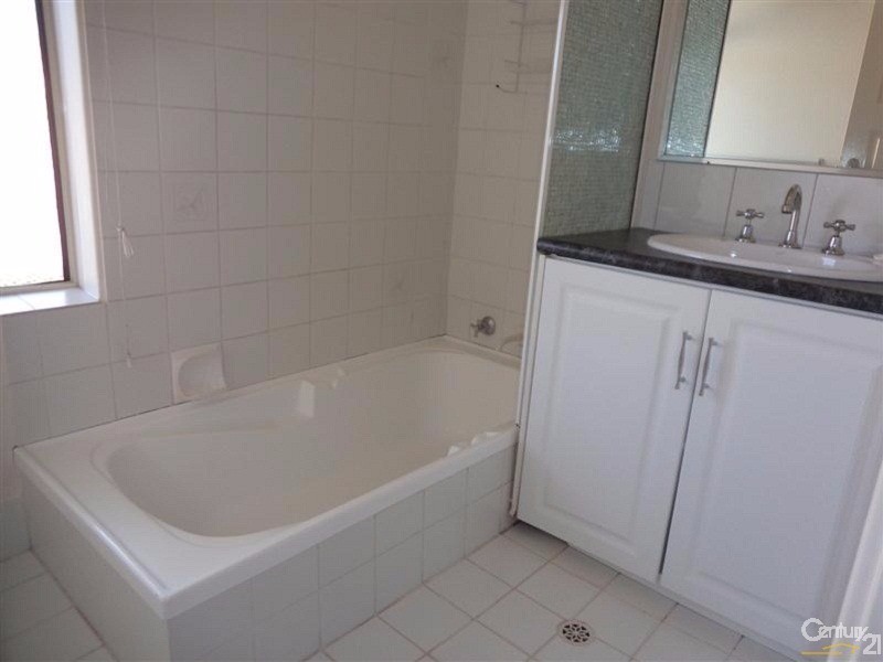 5 Panama Place, Safety Bay WA 6169