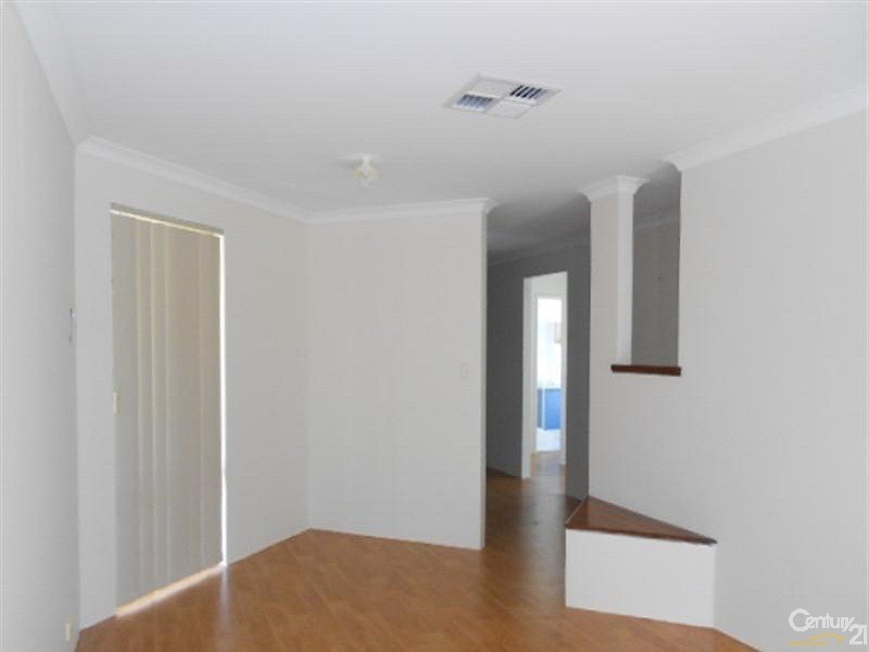 9 Rueval Court, Port Kennedy WA 6172