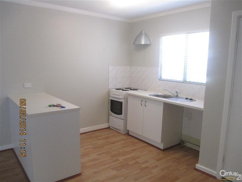 1/15 Corvus Place, Rockingham WA 6168