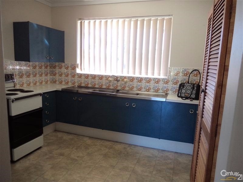 18 Seagate Street, Safety Bay WA 6169