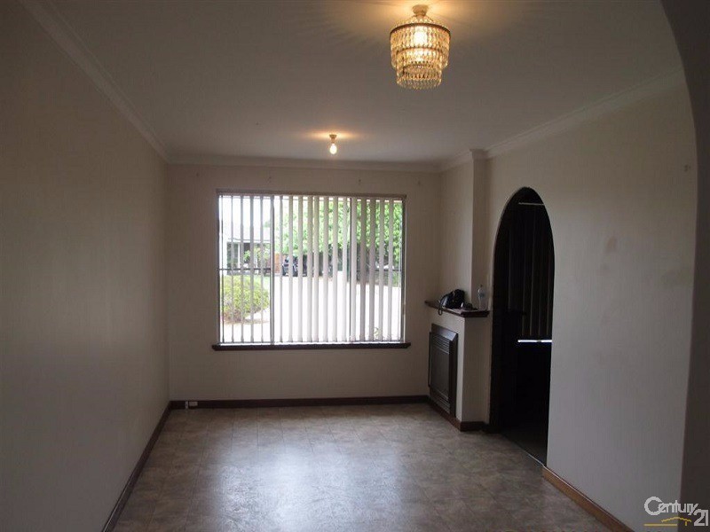 18 Seagate Street, Safety Bay WA 6169
