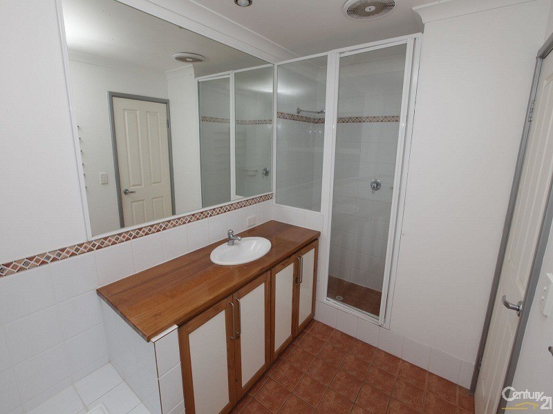 24 Sainte Maxime Avenue, Port Kennedy WA 6172