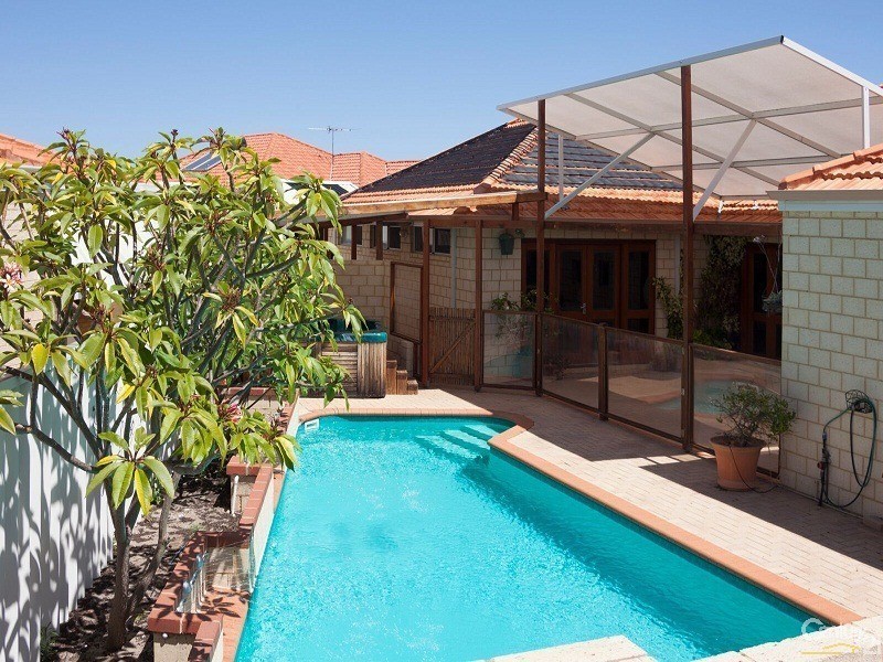 24 Sainte Maxime Avenue, Port Kennedy WA 6172