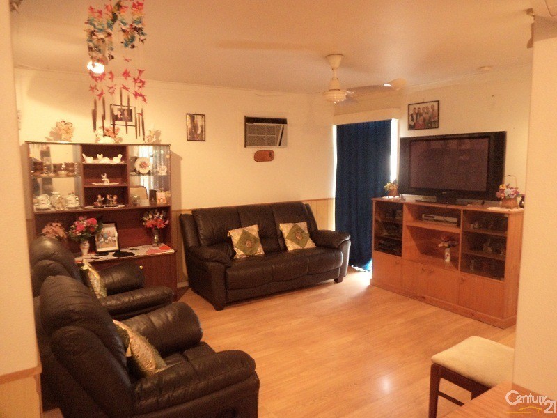 15 Vela Court, Rockingham WA 6168