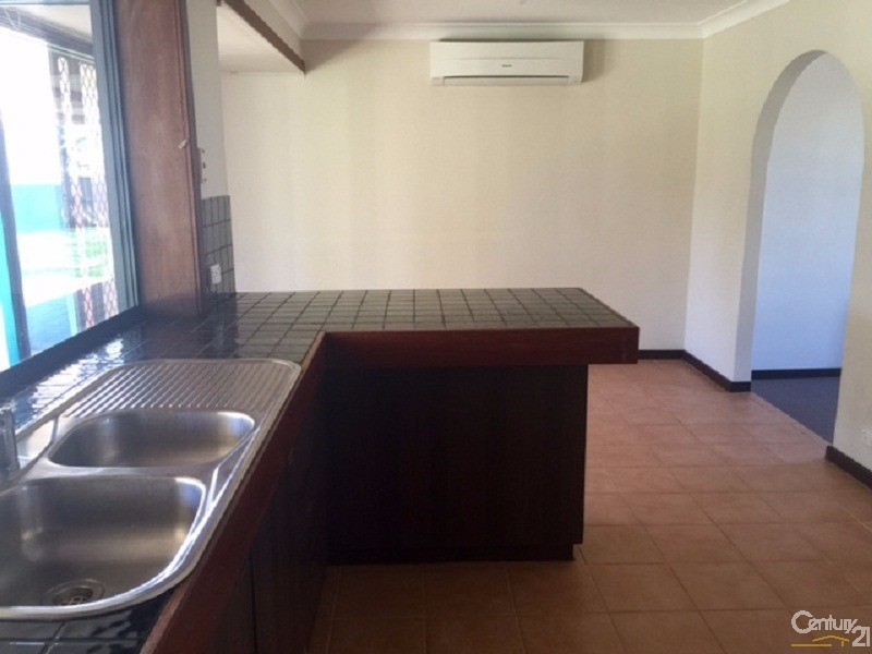 43 Charthouse Road, Safety Bay WA 6169