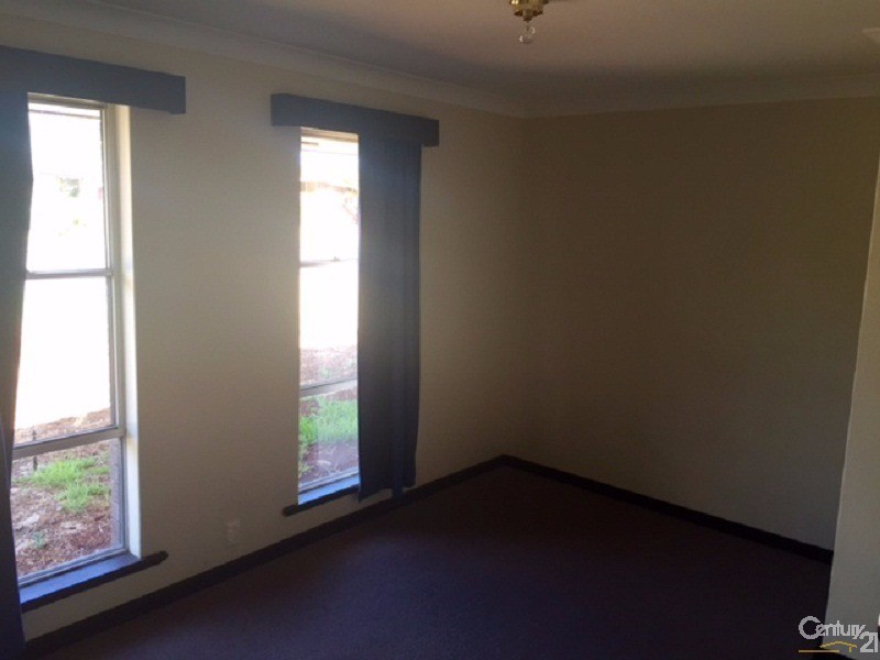 43 Charthouse Road, Safety Bay WA 6169