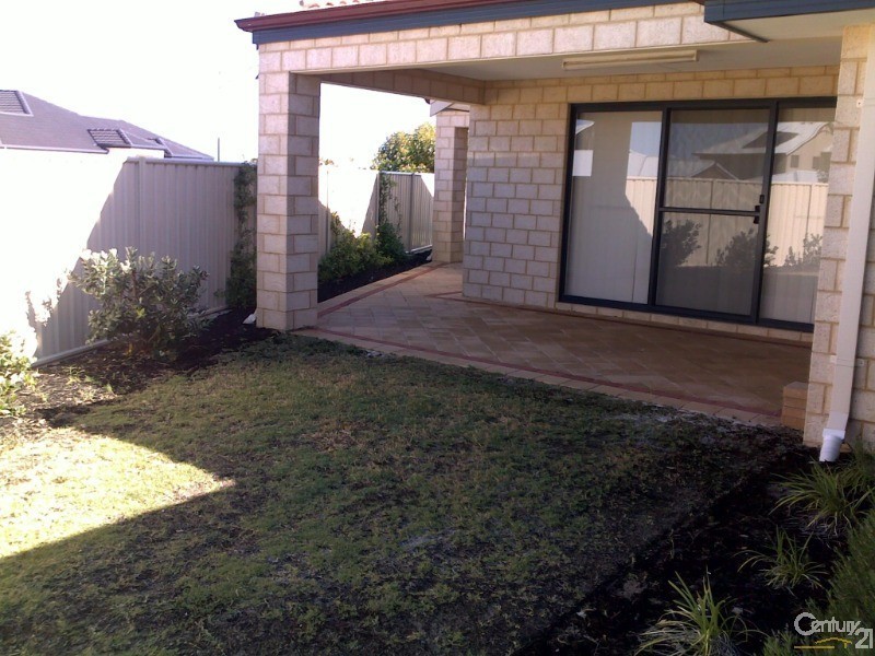 6 Newfound Street, Secret Harbour WA 6173