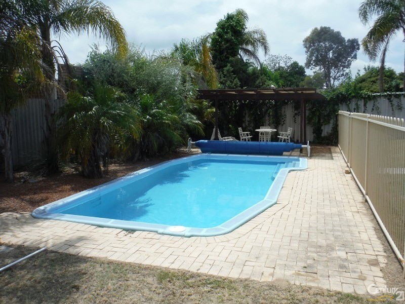 29 Hartland Way, Warnbro WA 6169