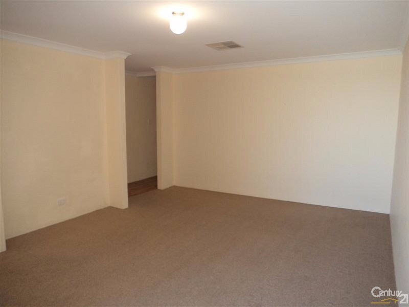 5 Brussels Circuit, Port Kennedy WA 6172