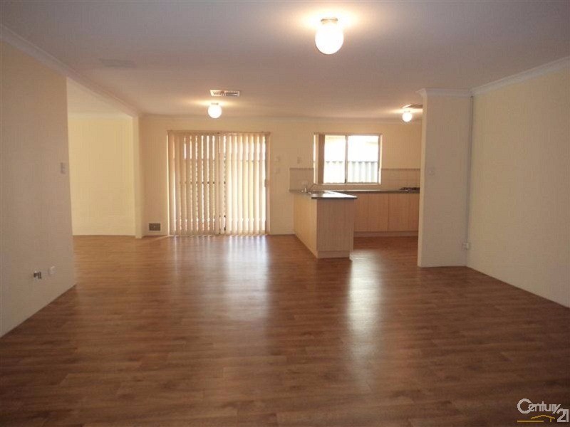 5 Brussels Circuit, Port Kennedy WA 6172