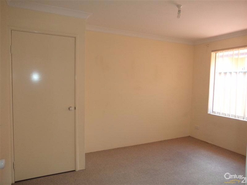 5 Brussels Circuit, Port Kennedy WA 6172