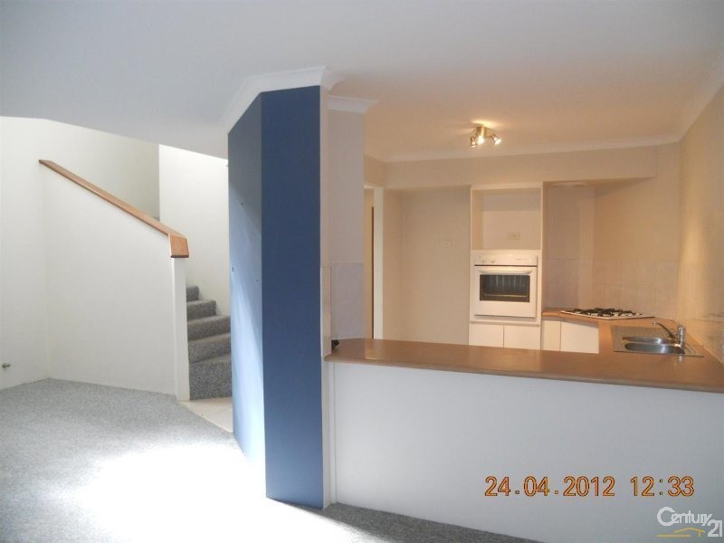 11/4 Marlo Place, Waikiki WA 6169