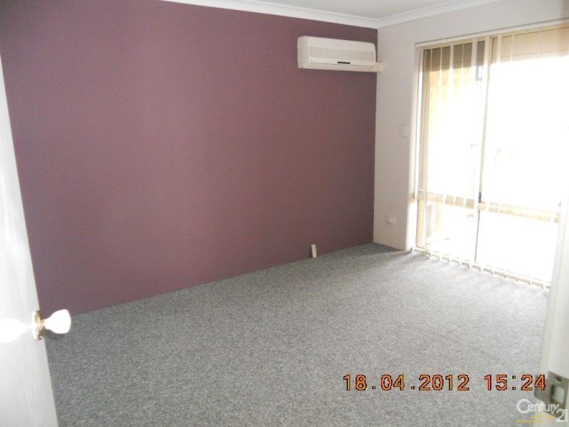 11/4 Marlo Place, Waikiki WA 6169