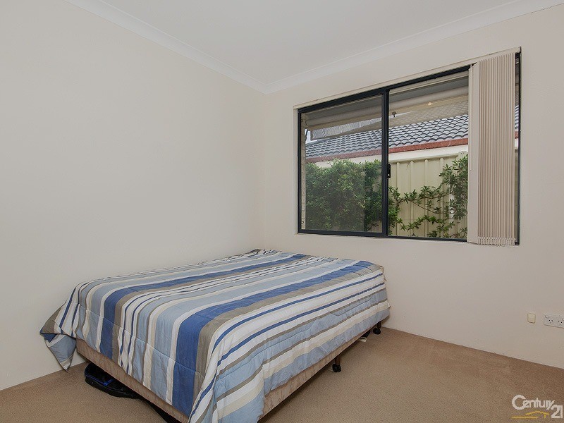 5  Bronte Brace, Secret Harbour WA 6173