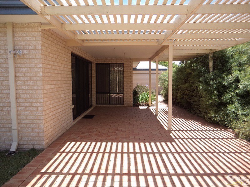 5  Bronte Brace, Secret Harbour WA 6173