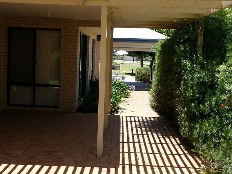 5  Bronte Brace, Secret Harbour WA 6173