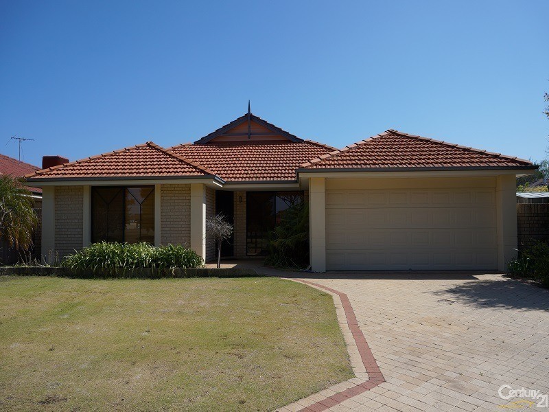 14 Coran Gardens, Warnbro WA 6169