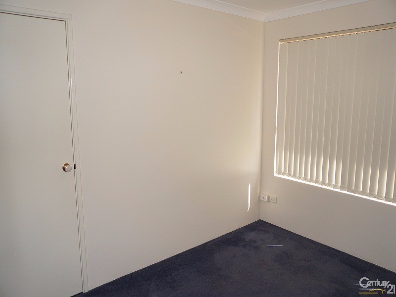 14 Coran Gardens, Warnbro WA 6169