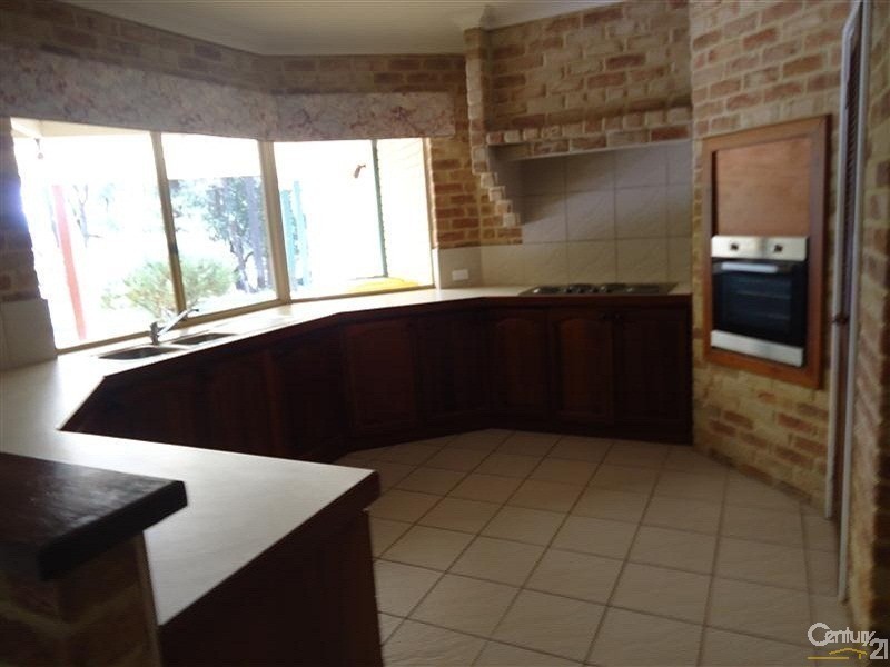 218 Wandoo Drive, Baldivis WA 6171