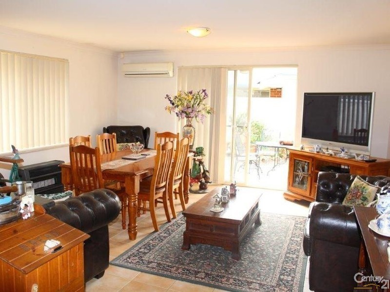 65 Montoro Drive, Port Kennedy WA 6172