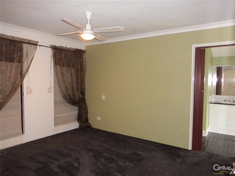 16 Timberlane Loop, Cooloongup WA 6168