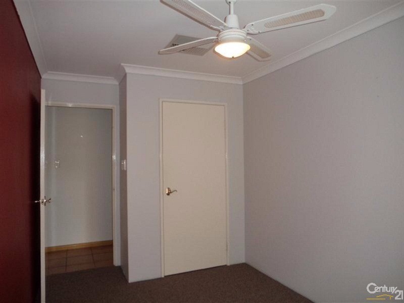 16 Timberlane Loop, Cooloongup WA 6168
