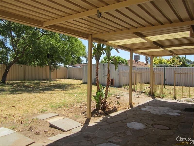 3 Gascoyne Way, Cooloongup WA 6168