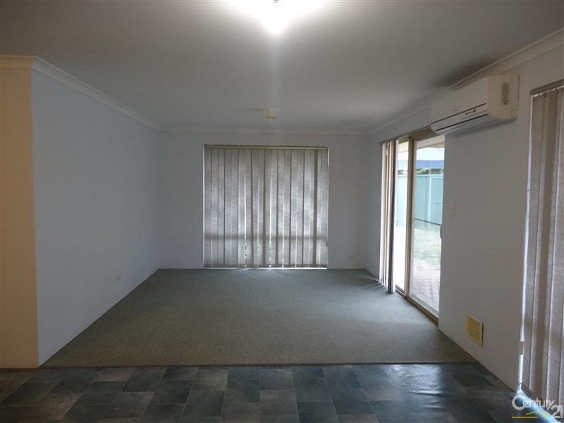 82 Chelmsford Avenue, Port Kennedy WA 6172