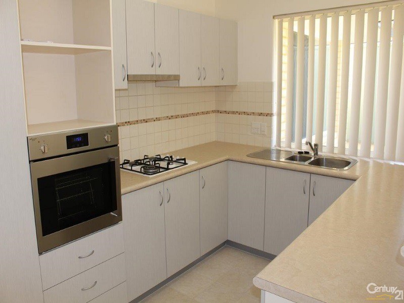 Villa 12  Solsona Approach, Bethanie Waters, Port Kennedy WA 6172