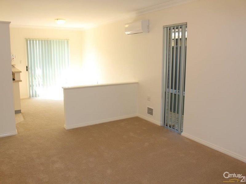 Villa 12  Solsona Approach, Bethanie Waters, Port Kennedy WA 6172