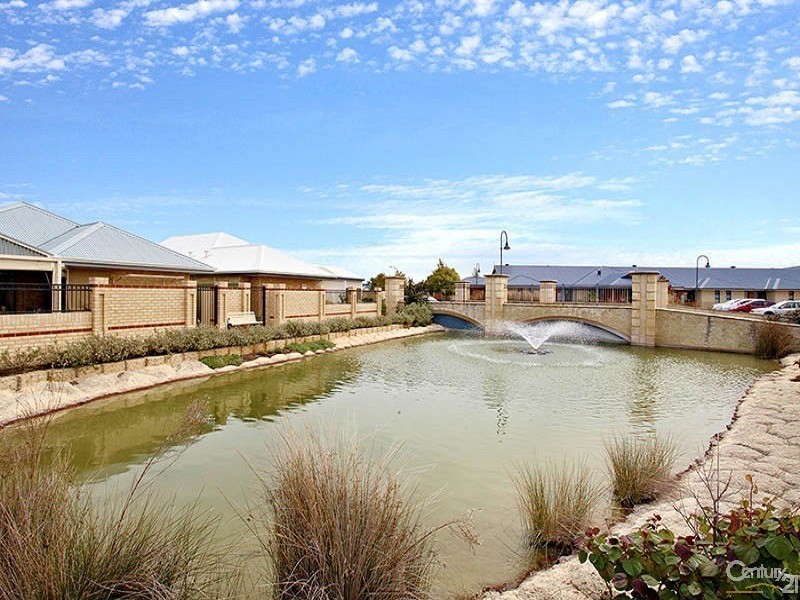 Villa 106  Proserpine Loop, Bethanie Waters, Port Kennedy WA 6172