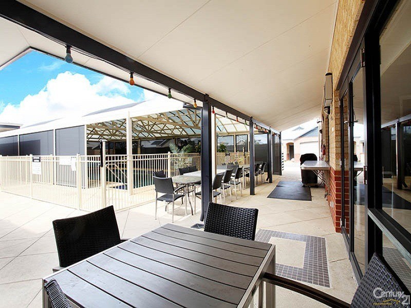 Villa 106  Proserpine Loop, Bethanie Waters, Port Kennedy WA 6172