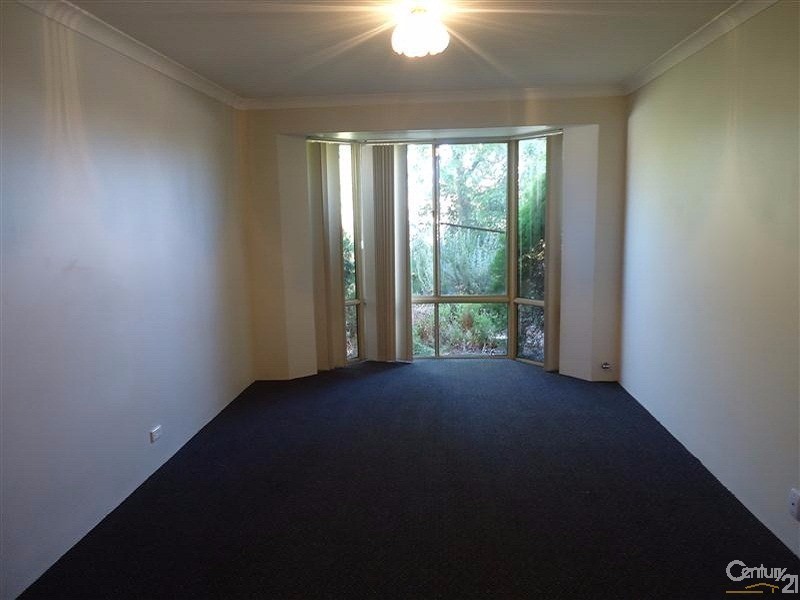 8 Wills Court, Cooloongup WA 6168