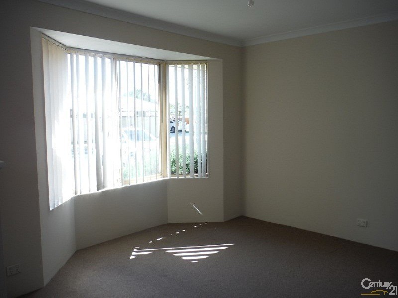 4 Baker Court, Waikiki WA 6169