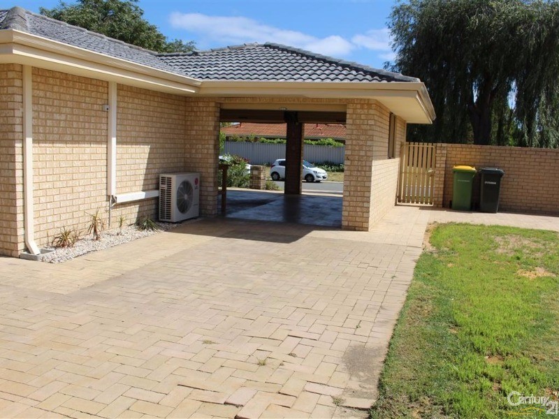 30 Bondi Crescent, Warnbro WA 6169