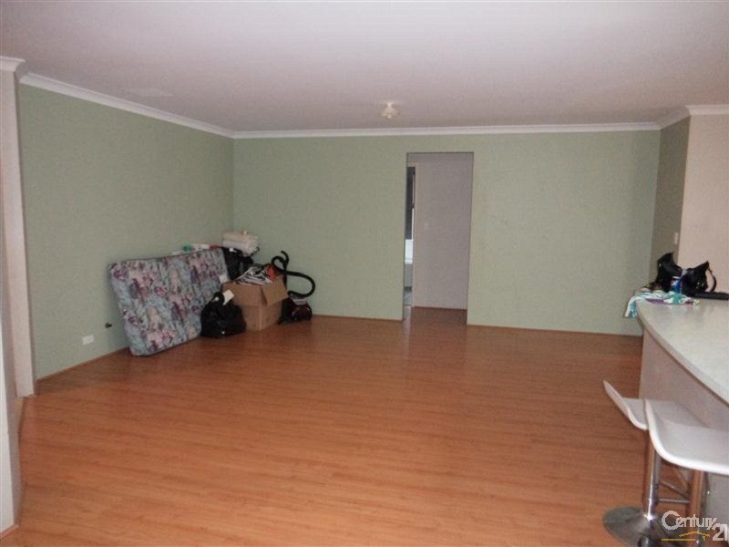 33 Edenhall Terrace, Waikiki WA 6169