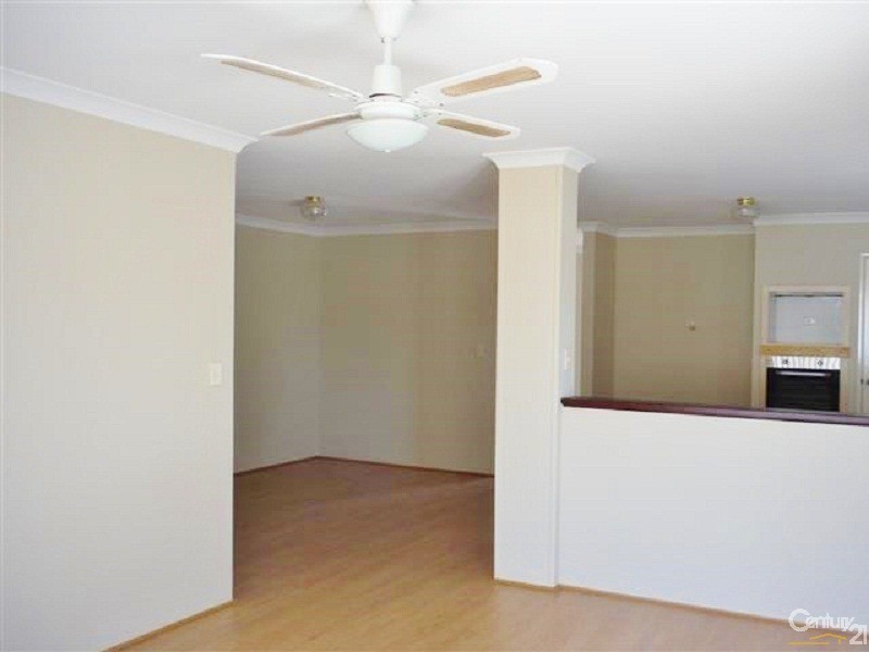 33 Charnley Gardens, Waikiki WA 6169