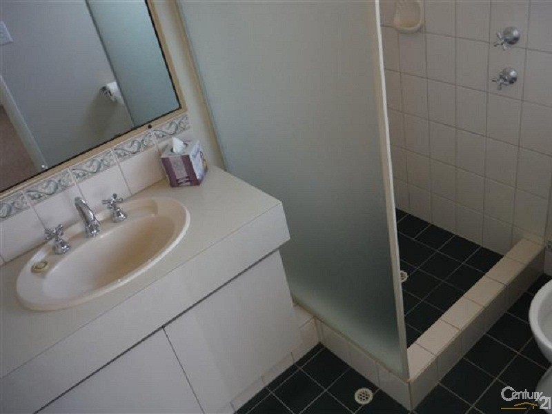 33 Charnley Gardens, Waikiki WA 6169