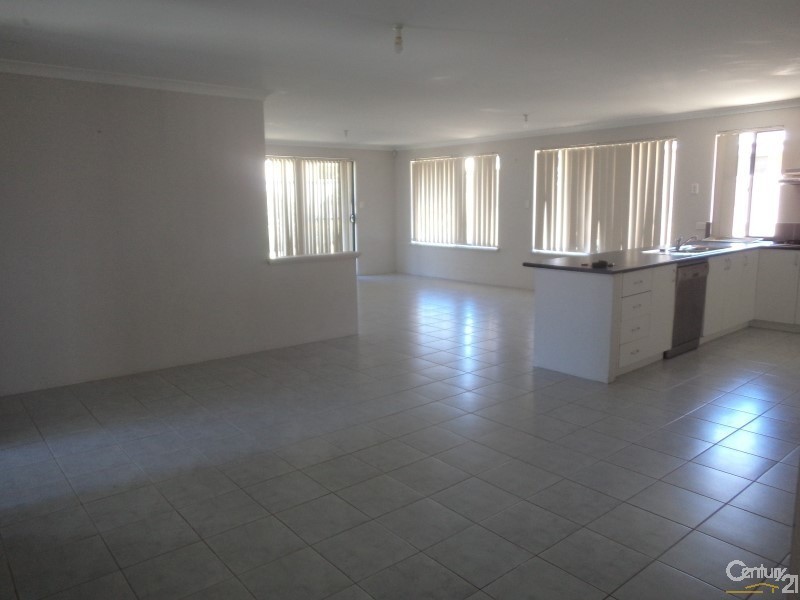 20 Harrington Waters Drive, Waikiki WA 6169