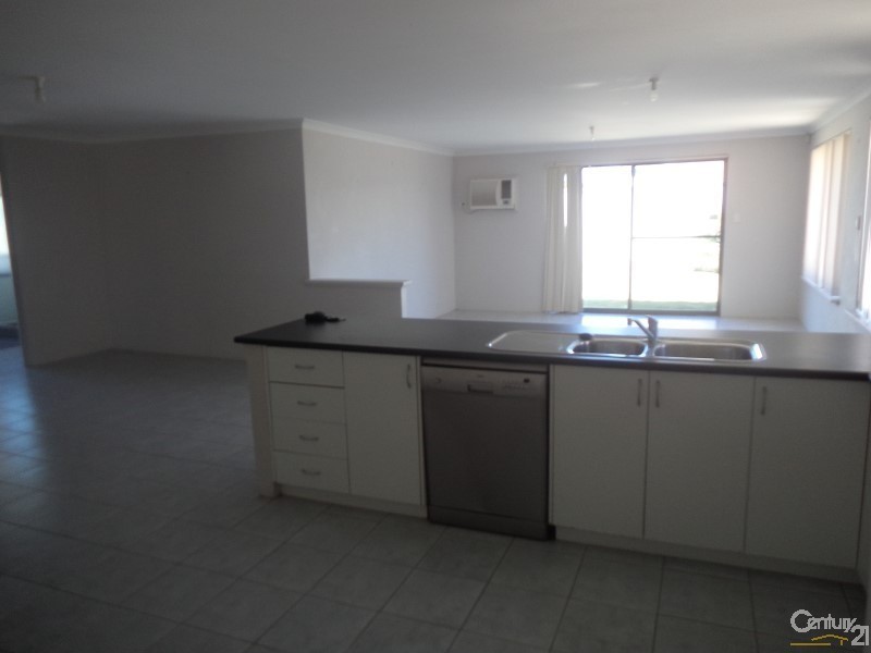 20 Harrington Waters Drive, Waikiki WA 6169