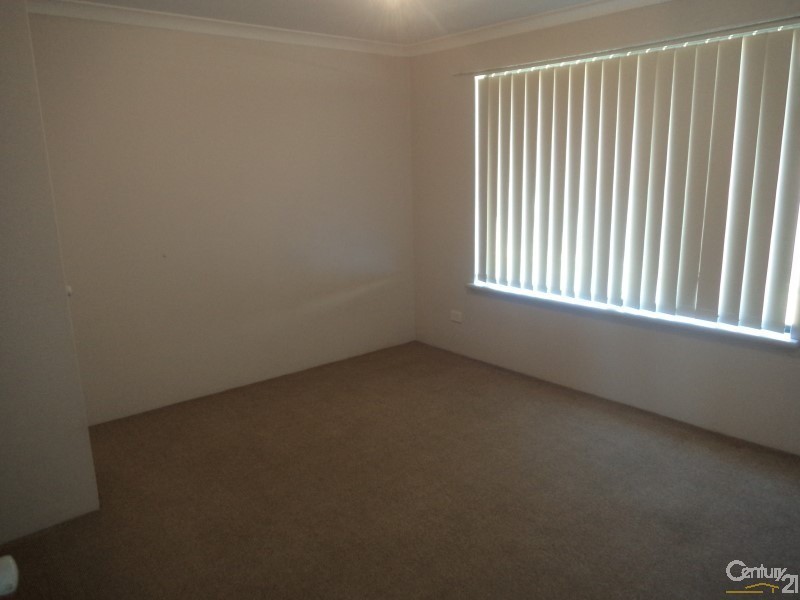 20 Harrington Waters Drive, Waikiki WA 6169