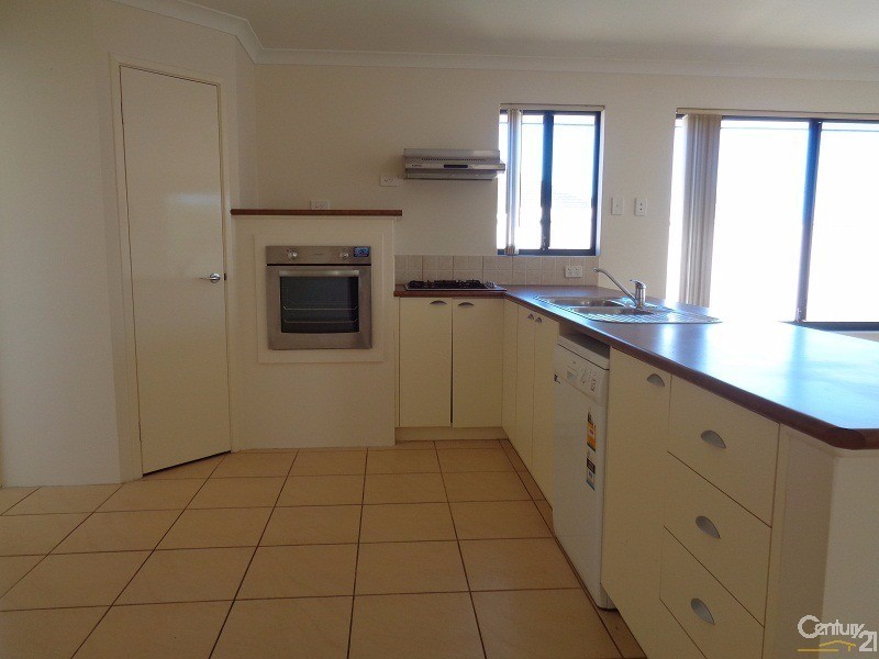 11 Oleander Avenue, Shoalwater WA 6169