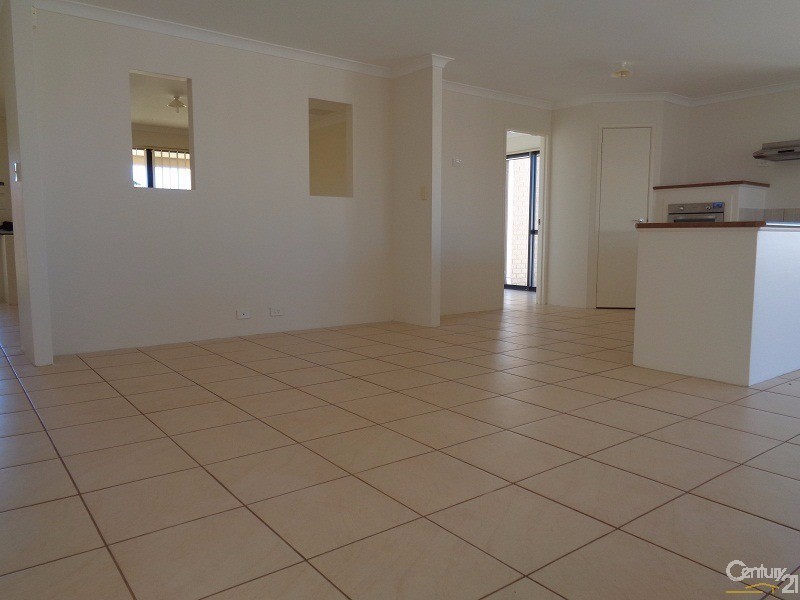 11 Oleander Avenue, Shoalwater WA 6169